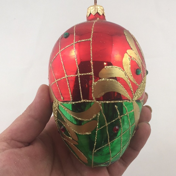 VINTAGE ARTISAN HANDCRAFTED RED EGG SHAPED CHRISTMAS ORNAMENT UPCYCLED - Picture 5 of 8